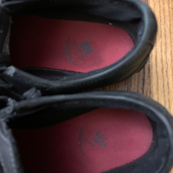 SKETCHERS Men’s athletic shoes. Size 8.5. - Picture 5 of 5